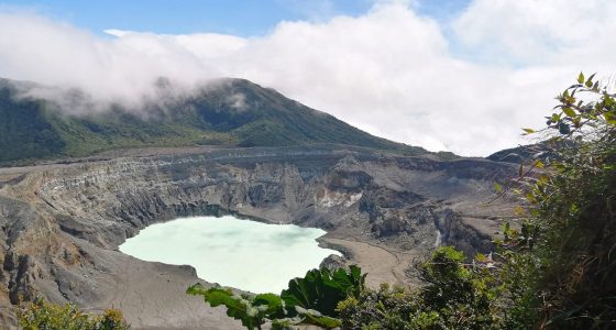 Volcano poas tour