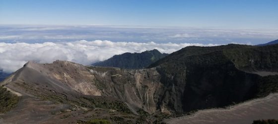 irazu volcano tour