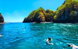Tour to Isla Tortuga from Puntarenas