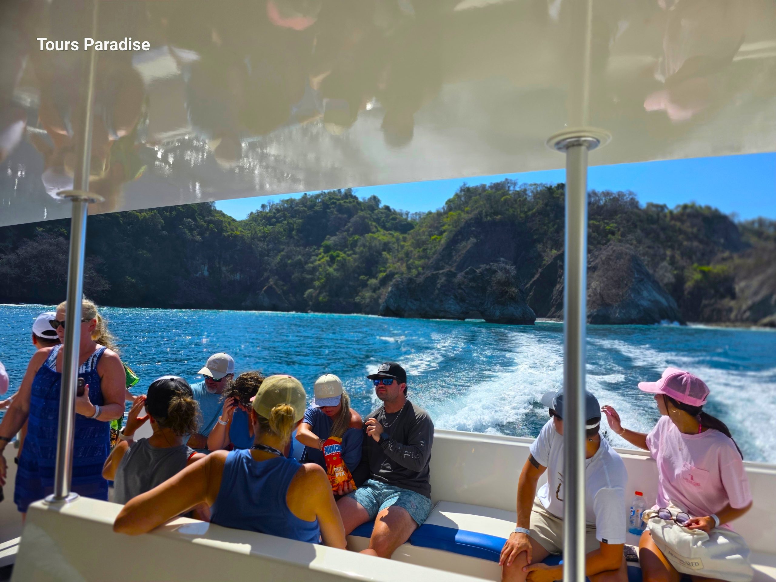 Isla Tortuga tours